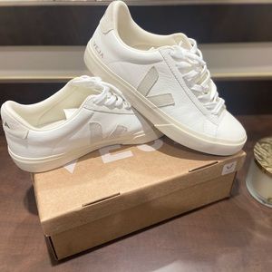 Men’s Veja White Campo Sneakers